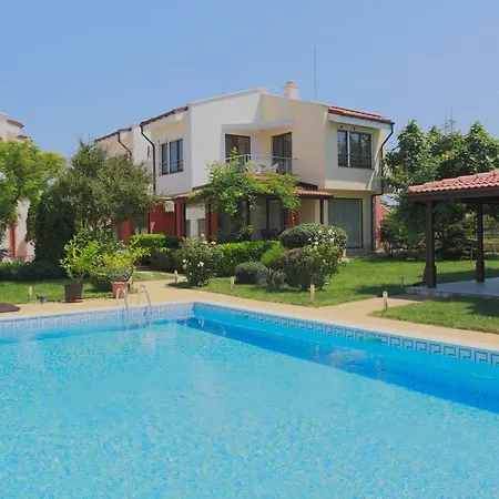 Villa Saint Stefan Villas *